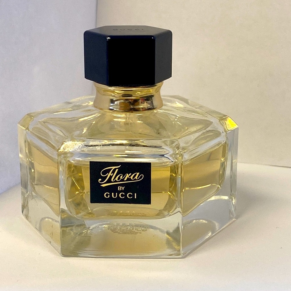 Barely used Gucci Flora perfume